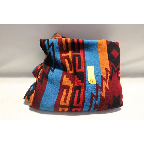 SOUTHWESTERN NAVAJO PRINT REVERSIBLE