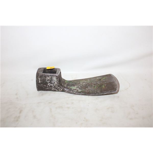 ANTIQUE AXE HEAD STAMPED USA
