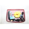 Image 1 : VINTAGE MS PAC-MAN GAME & WINNIE THE