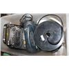 Image 1 : TOTE OF MISC AIR CHARGERS/BATTERY CHARGERS
