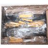 Image 1 : 2 PACK HEAVY DUTY FLOATING SHELF BRACKETS 8INCH