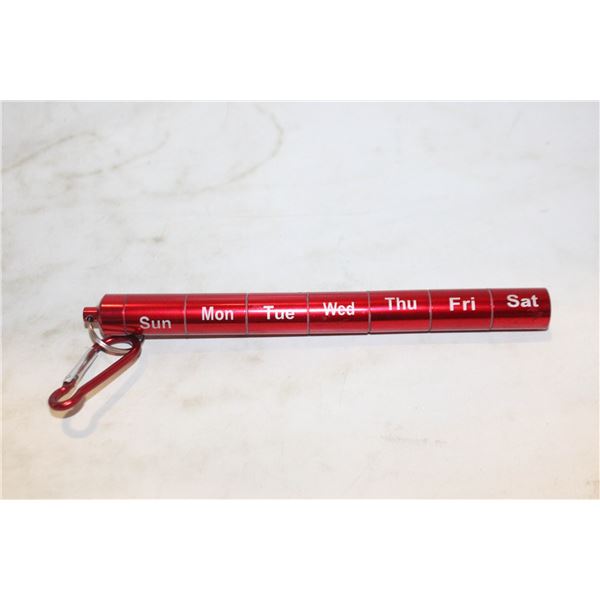 WEEKLY PILL ORGANIZER KEYCHAIN