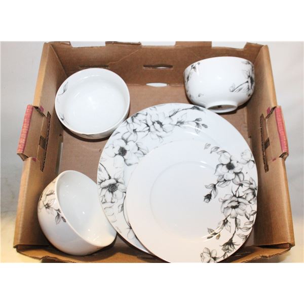 11-PIECE DISHWARE SET WITH BLACK & WHITE