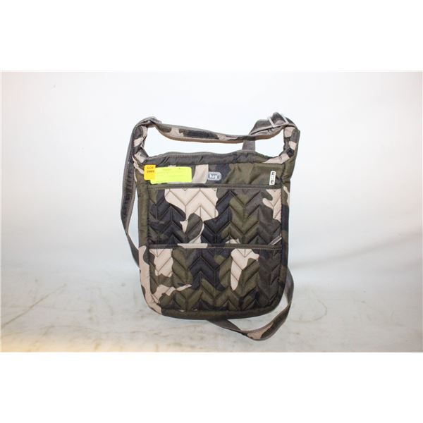 LUG CROSSBODY BAG IN A GREY CAMOUFLAGE