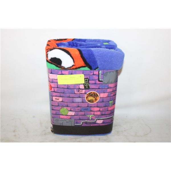 NEW TMNT THROW 46"X60"