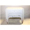 Image 1 : 3 RUBBERMAID STEP STOOLS