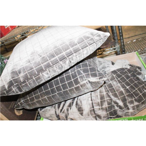 LOT OF NEW GREY VELVET BENCH COVER