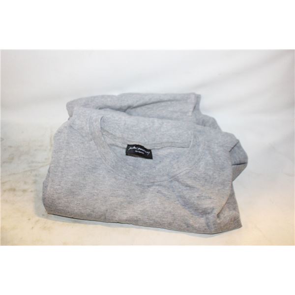 QUANTAS AIRLINES TRAVEL PJ'S- NEW NO TAGS-