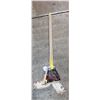Image 1 : NEW - MOPS & BROOM