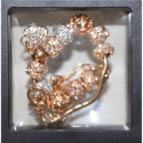 NEW CHARM LOVE HEART CHARM BRACELET