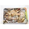 Image 1 : VINTAGE JEWELRY IN BOX ALL TOGETHER-ESTATE