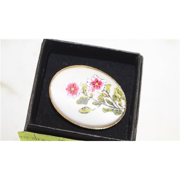 VTG. SILK FLORAL BROOCH