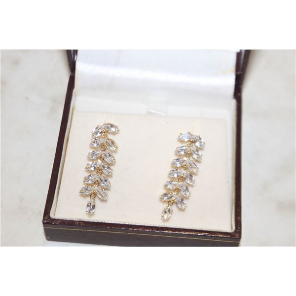 .925 GOLD TONE EARRINGS WITH CRYSTALS