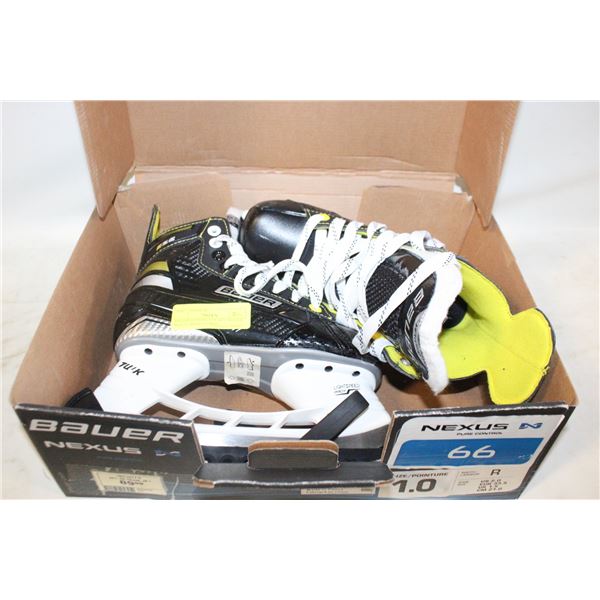 BAUER SUPREME HOCKEY SKATES, SIZE 2.5 WITH GUARDS