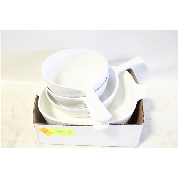 4 VINTAGE CORNING WARE PANS