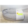 Image 1 : MEMORY FOAM TRAVEL PILLOW