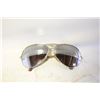 Image 1 : VINTAGE BULLET HOLE BRIDGE AVIATOR SUNGLASSES