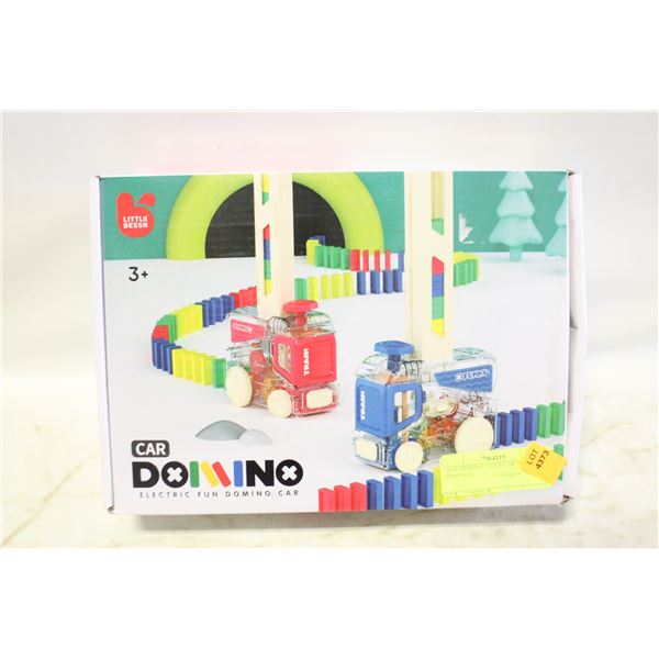 NEW DOMINO TRAIN CAR WITH 180 DOMINOS,
