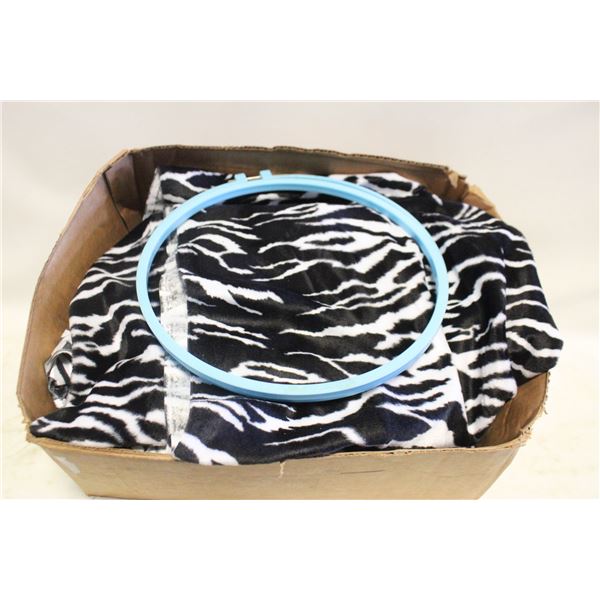 SMALL BOX OF FABRIC