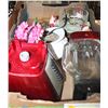 Image 1 : GLASS BLENDER & DECORATION LOT