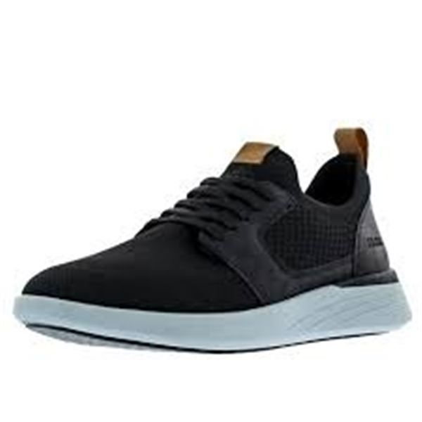 NEW IZOD MENS LACE UP MEMORY FOAM RUNNERS SIZE 9.5