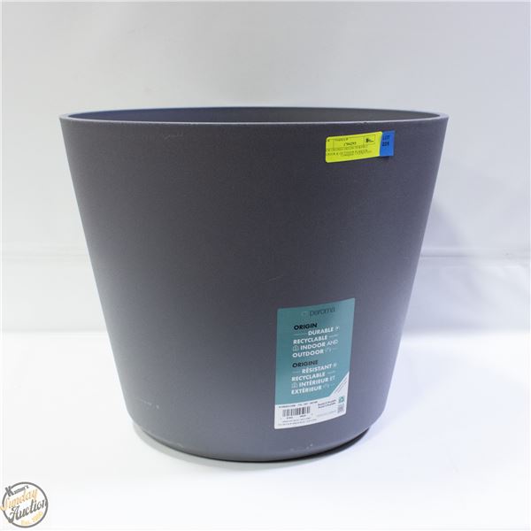 NEW DEOMA ORIGIN DURABLE INDOOR & OUTDOOR PLANTER