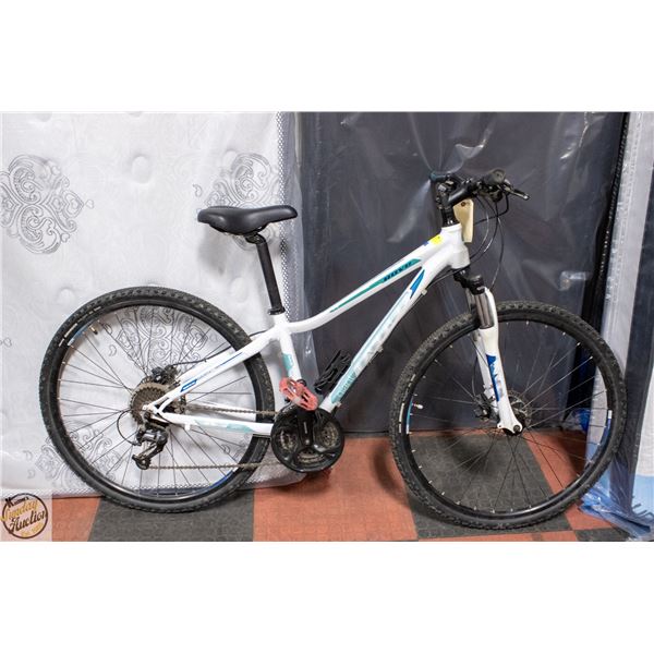 POLICE SEIZURE: GIANT ROVE FRONT SUS. MTN BIKE 29"