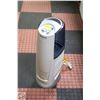 Image 1 : HONEYWELL QUIETCARE 3 GALLON HUMIDIFIER
