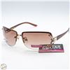 Image 1 : PAIR OF SUNGLASSES