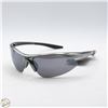 Image 1 : PAIR OF SUNGLASSES