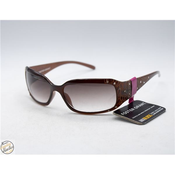 PAIR OF SUNGLASSES