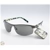 Image 1 : PAIR OF SUNGLASSES