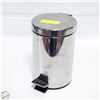 Image 1 : STAINLESS STEEL PEDAL LIFT GARBAGE CAN WITH