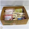 Image 1 : FLAT WITH LOTS OF SCENTED VOTIVE CANDLES -