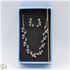 Image 1 : DENVER HAYES EARRING AND NECKLACE SET