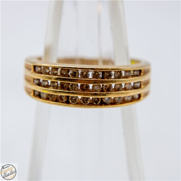 14K GOLD MEN'S RING WITH 33 DIAMONDS, SIZE 7