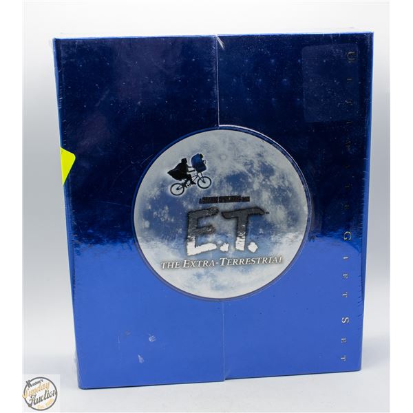 ET GIFT SET FACTORY SEALED
