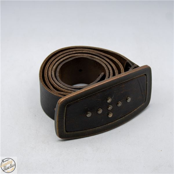 MEN'S LEATHER BELT & BUCKLE, MADE IN CANADA