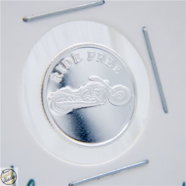 #4446- CANADIAN .999 FINE SILVER 1 GRAM