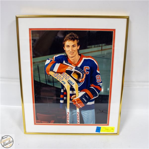 VINTAGE WAYNE GRETZKY PICTURE