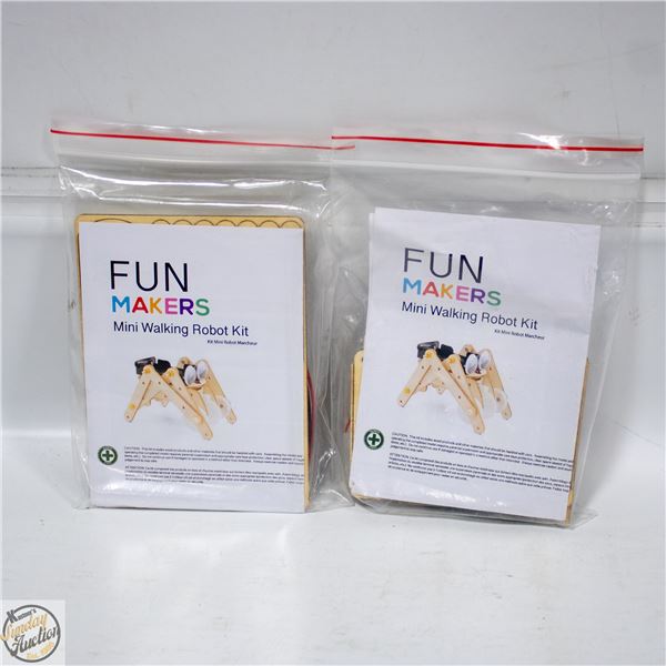2 X WALKING ROBOTS BUILDERS KITS