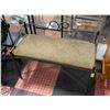 Image 1 : FRONT DOOR METAL CLOTH SITTING BENCH