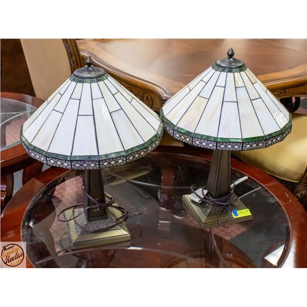 PAIR OF TIFFANY STYLE TABLE LAMPS