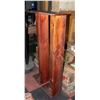 Image 1 : SET OF 2 WOOD PLANT STAND PEDESTALS/