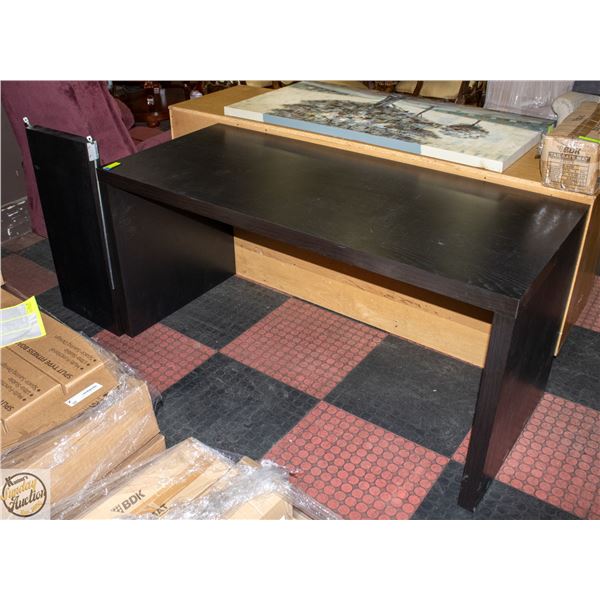 BLACK DESK 29" X 26" X 59.5"