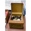 Image 1 : VINTAGE SILVERTONE RECORD PLAYER IN CASE,