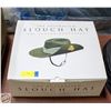 Image 1 : NEW 'THE AUSTRAILIAN SLOUCH HAT' SIZE 58 IN BOX