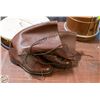 Image 1 : VINTAGE SIZE 11F RCMP STRATHCONA LEATHER BOOTS
