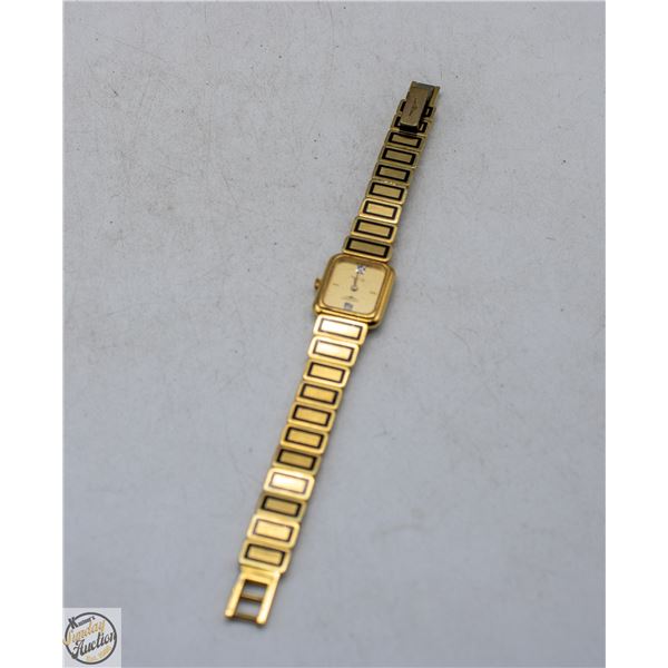 VINTAGE LONGINES WOMANS QUARTZ WATCH HT1950 SWISS