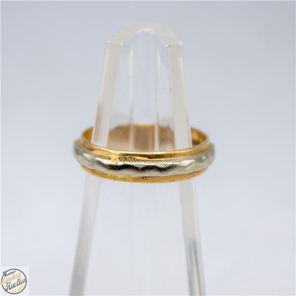 10K MENS GOLD RING WITH WHITE GOLD STAMPED AJJ